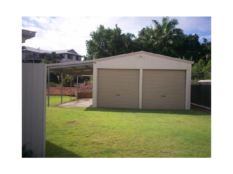 42 WARATAH STREET, Gladstone QLD 4680