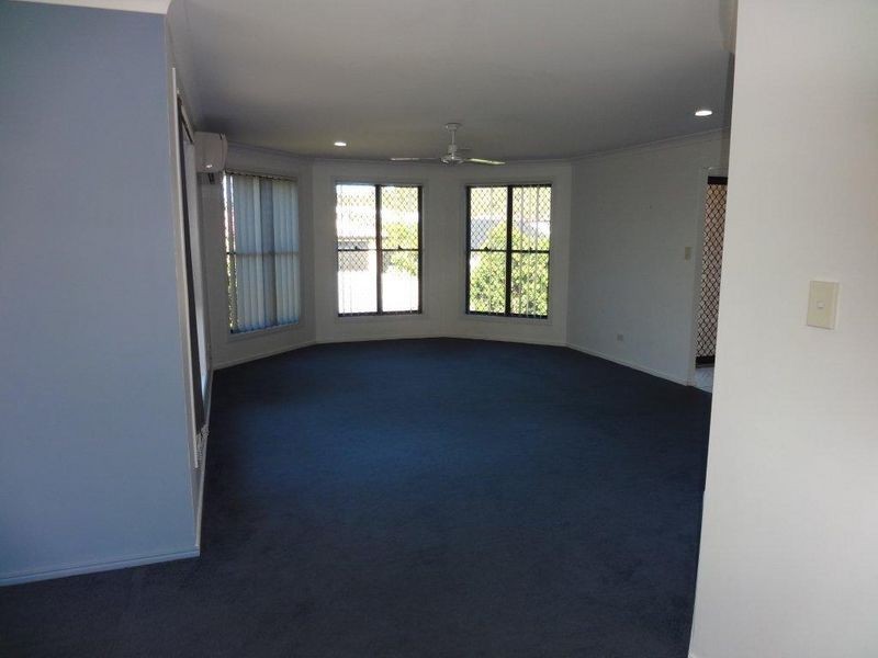 8 Reinaerhoff Crescent, Glen Eden QLD 4680