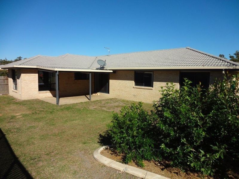 8 Reinaerhoff Crescent, Glen Eden QLD 4680