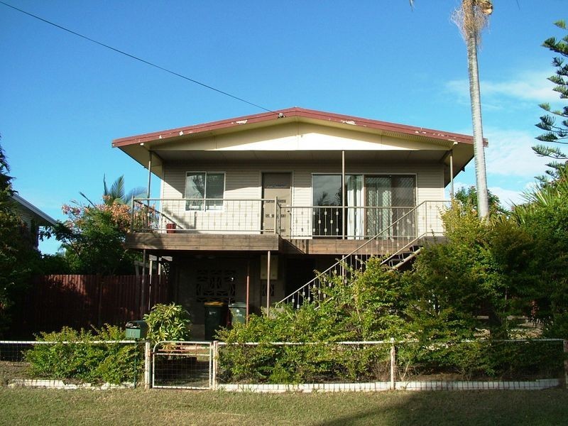 14 Campbell Street, Clinton QLD 4680