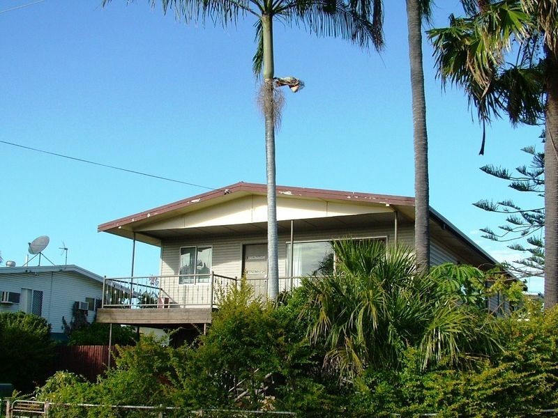 14 Campbell Street, Clinton QLD 4680