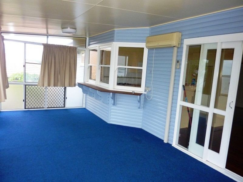 4 The Esplanade, Barney Point QLD 4680