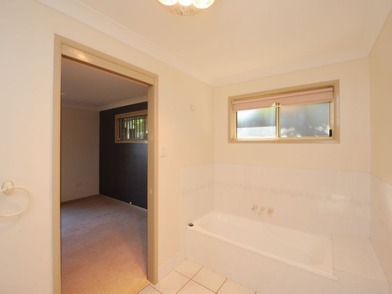 124 J Hickey Avenue, Clinton QLD 4680
