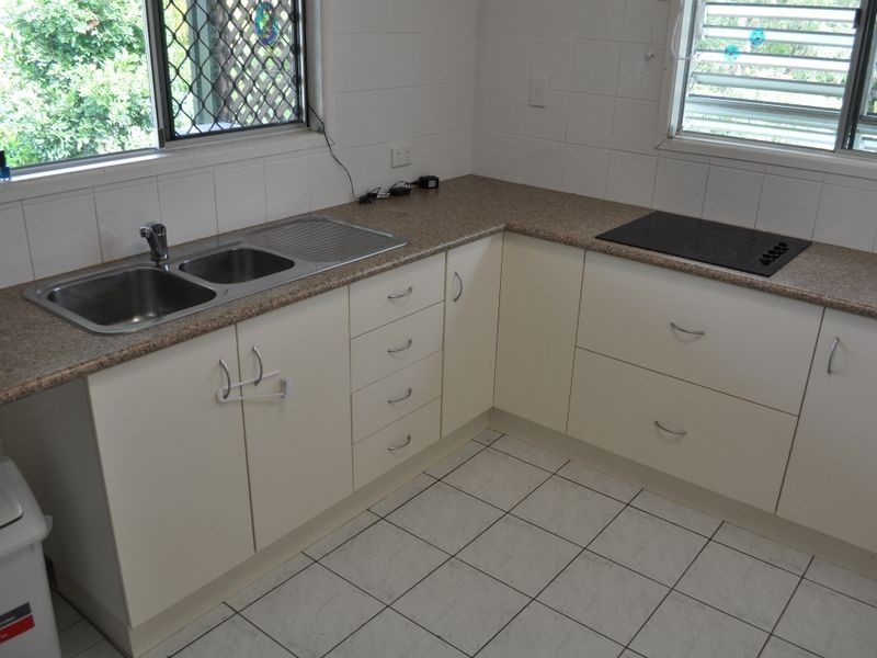 17 Cockatoo Drive, New Auckland QLD 4680