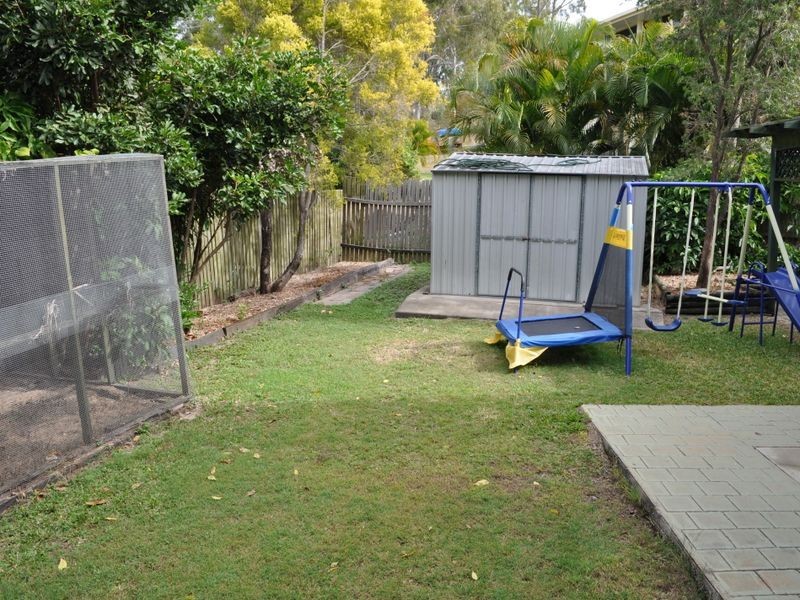 17 Cockatoo Drive, New Auckland QLD 4680