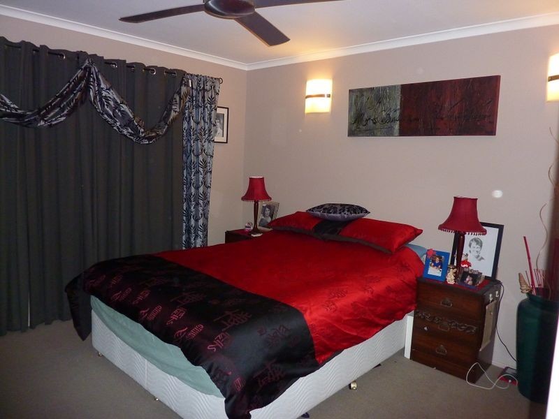 25 Dixon Drive, Telina QLD 4680