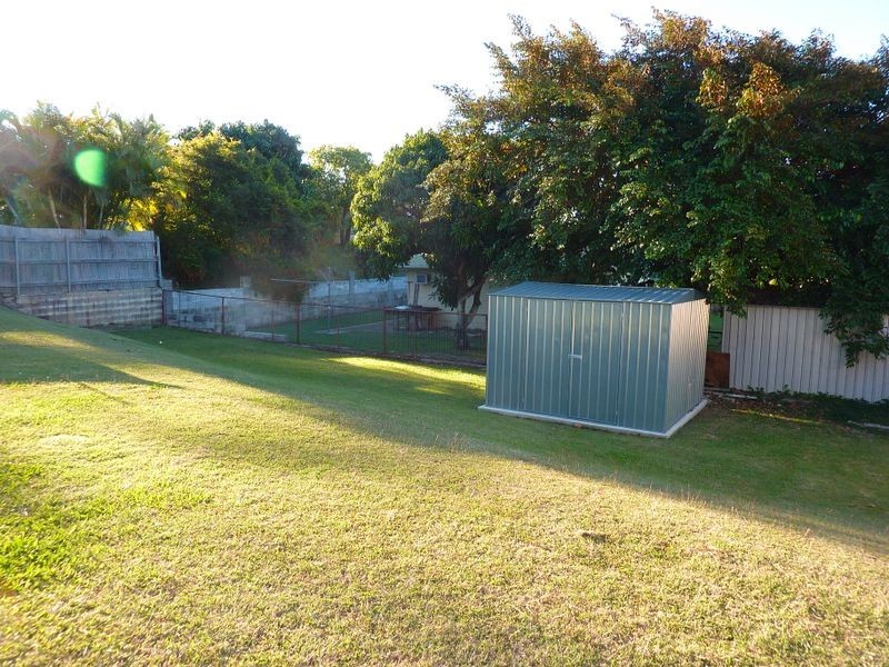 25 Dixon Drive, Telina QLD 4680