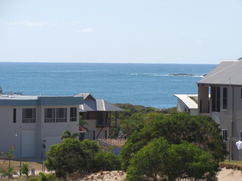 4/2 Dolphin Court, Agnes Water QLD 4677