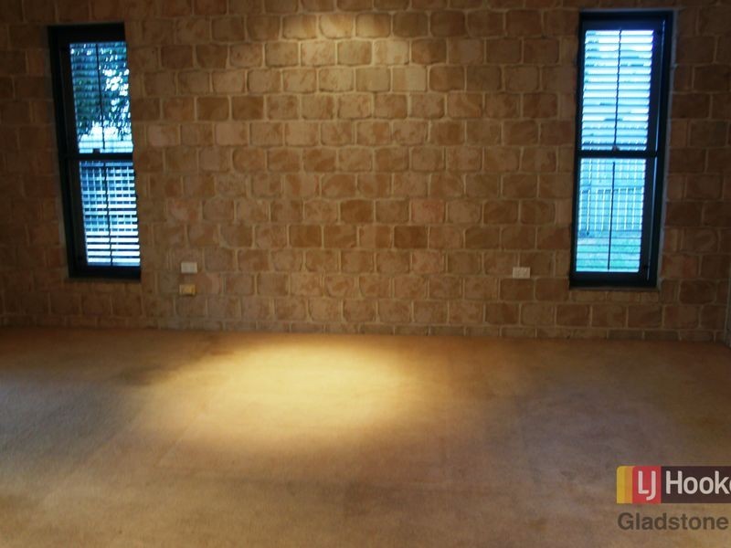 5 Maraboon Court, Clinton QLD 4680
