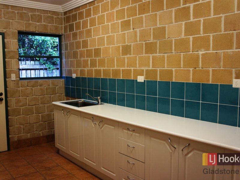 5 Maraboon Court, Clinton QLD 4680