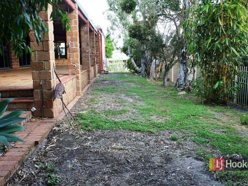 5 Maraboon Court, Clinton QLD 4680