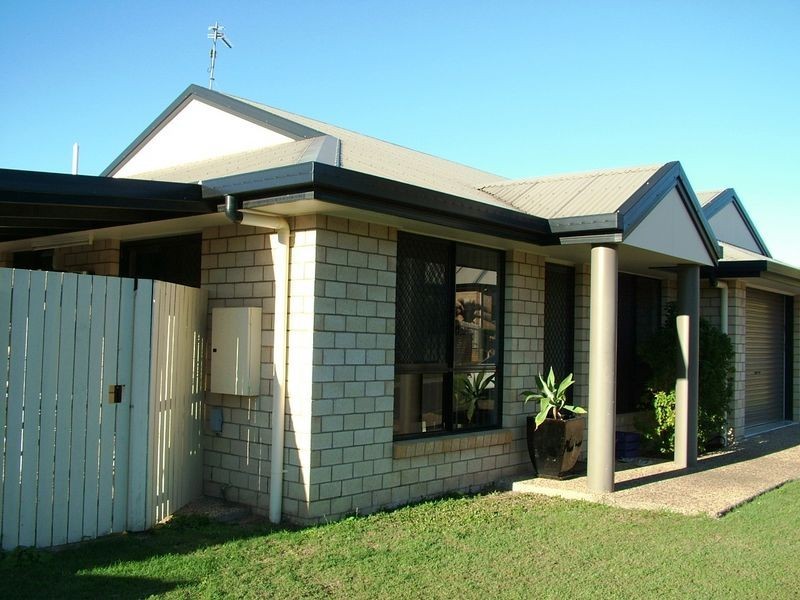 10a Linhow Crescent, Clinton QLD 4680