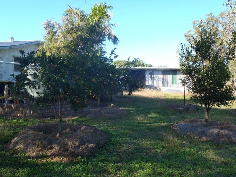 112 Gentle Annie Road, Mount Larcom QLD 4695
