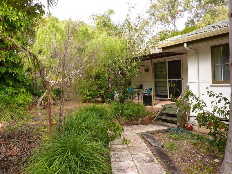 11 Garden Street, West Gladstone QLD 4680