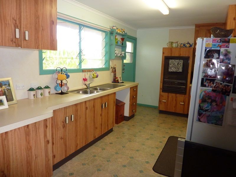 11 Garden Street, West Gladstone QLD 4680