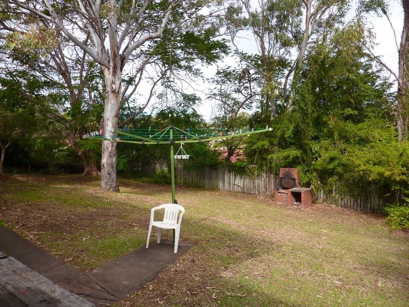 11 Garden Street, West Gladstone QLD 4680