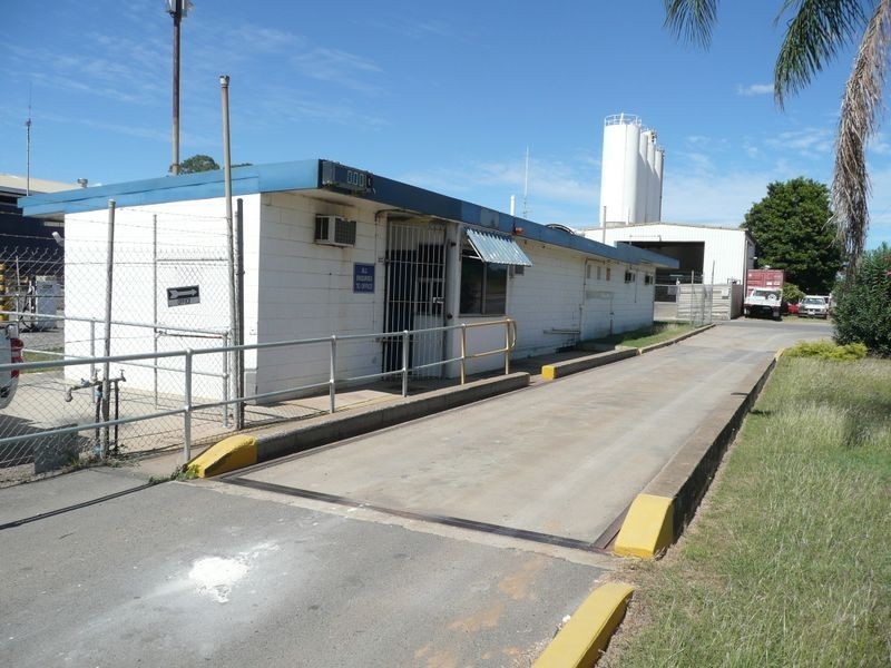 11 Red Rover Road, Callemondah QLD 4680