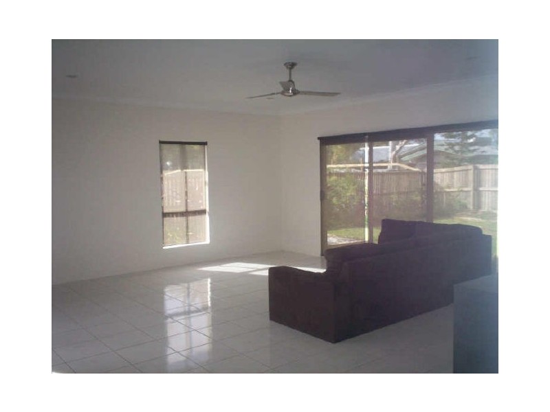 18 JOOLOO, Gladstone QLD 4680