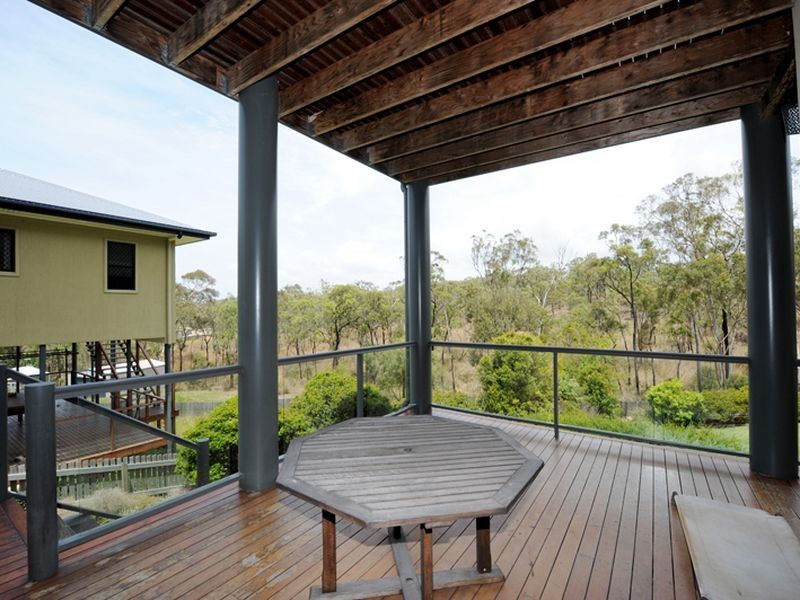 6 Panorama Court, Glen Eden QLD 4680