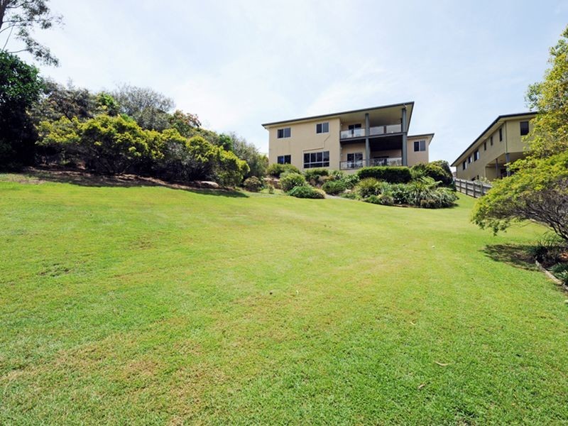 6 Panorama Court, Glen Eden QLD 4680