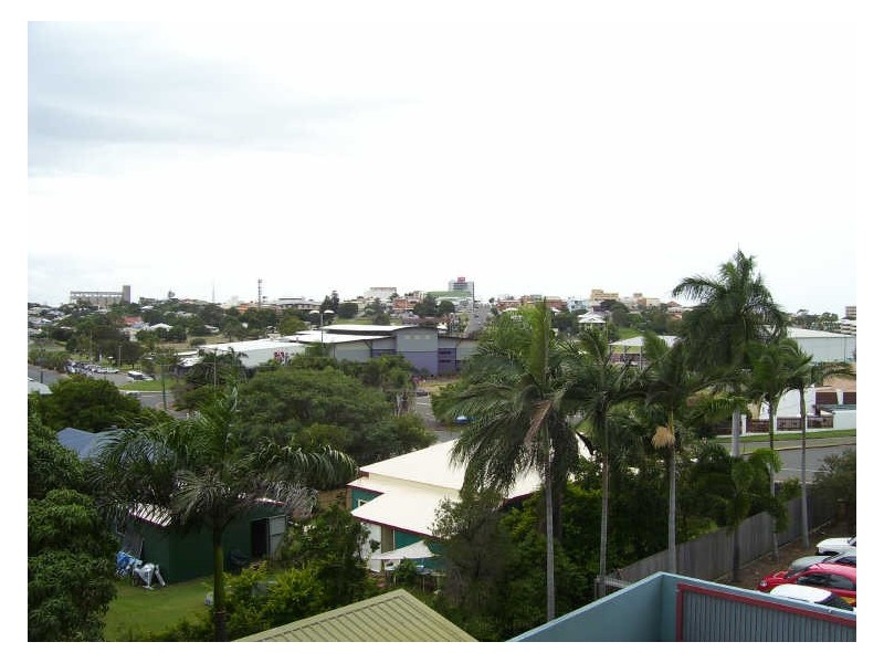 15/7 Kent Street, West Gladstone QLD 4680