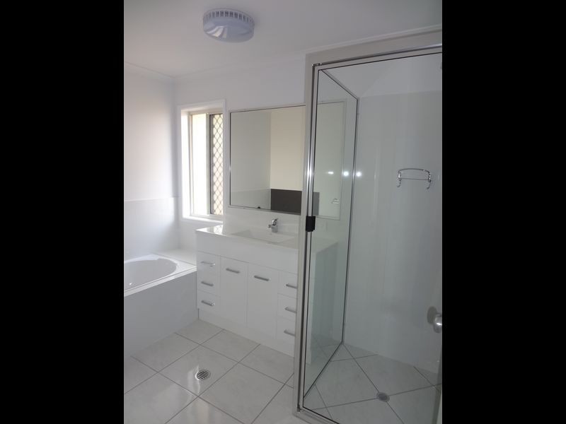 21 Schafer Street, Clinton QLD 4680