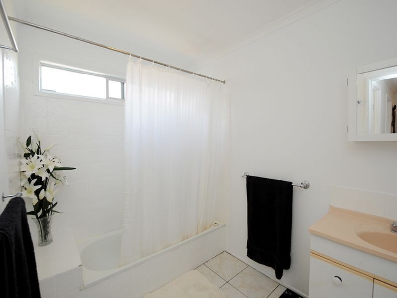 165 Philip Street, West Gladstone QLD 4680