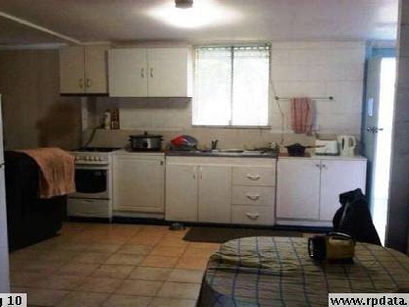 1485 Raglan Station Road, Mount Larcom QLD 4695