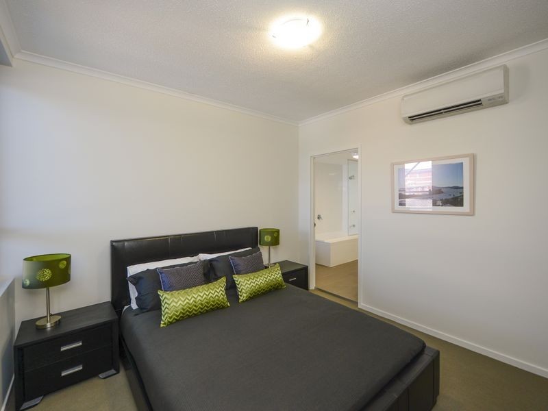 30 Goondoon Street, Gladstone QLD 4680