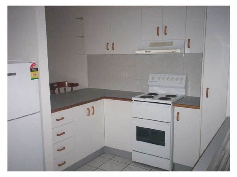 4/17 Glenlyon Street, Gladstone QLD 4680