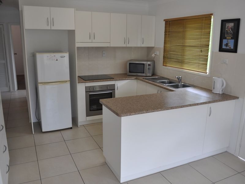 19 Penda Avenue, New Auckland QLD 4680