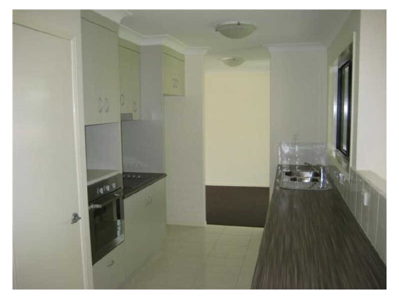 3 Eugenie Court, Glen Eden QLD 4680