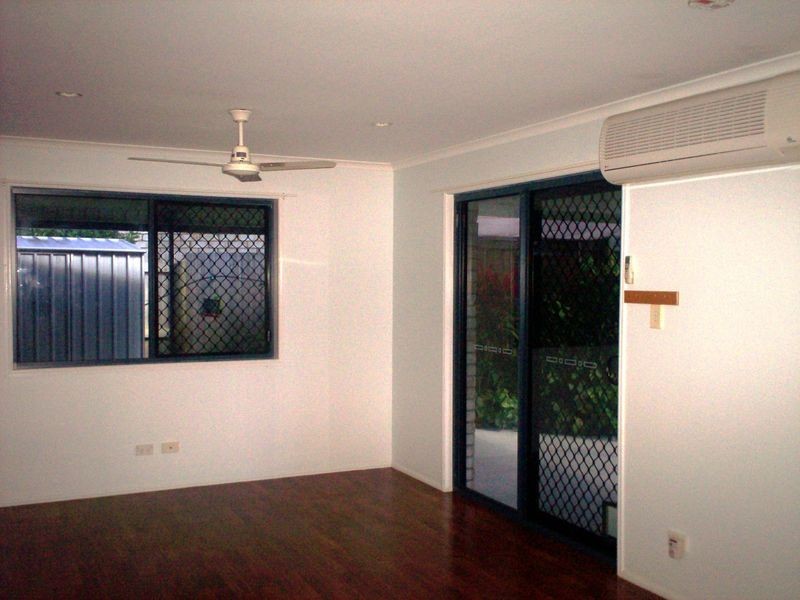 4 Stit Close, Glen Eden QLD 4680