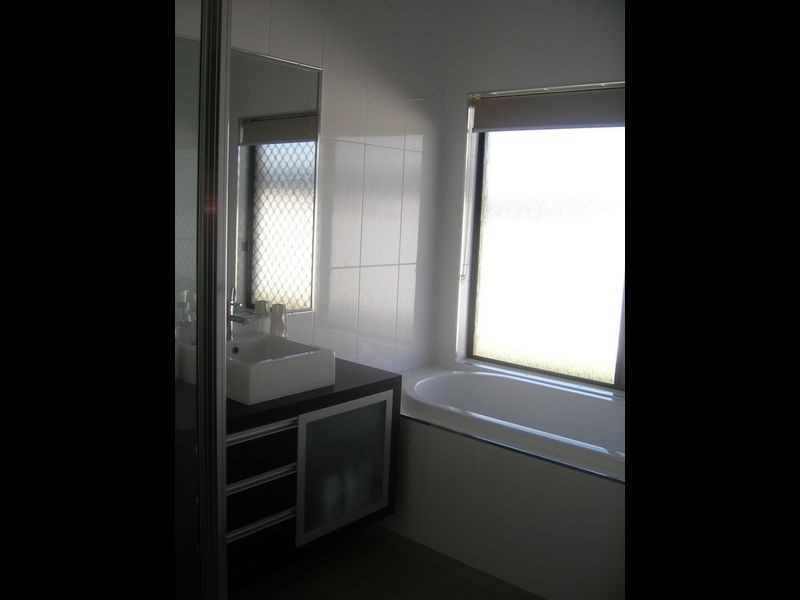 40 WYARA CLOSE, Gladstone QLD 4680