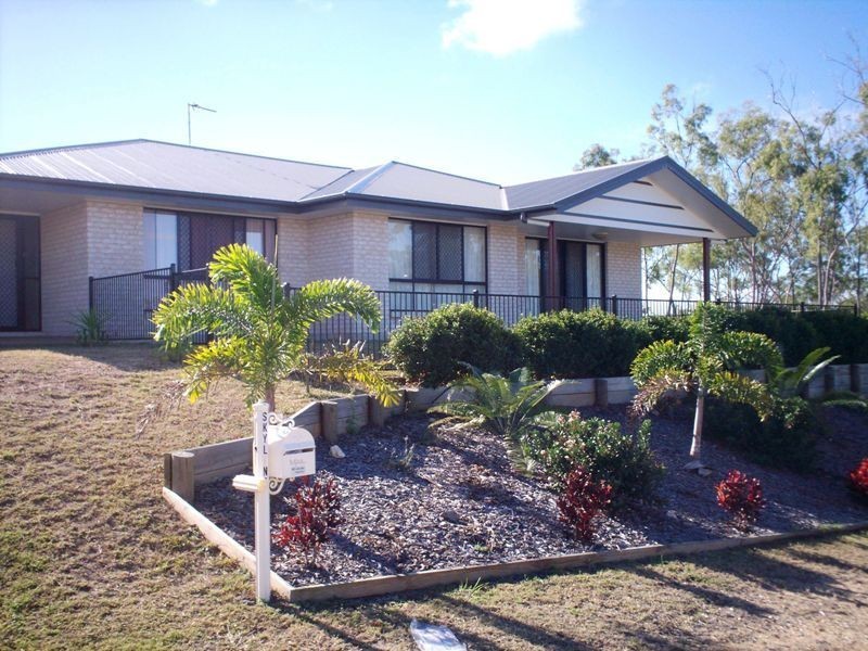 16 Skyline Drive, New Auckland QLD 4680