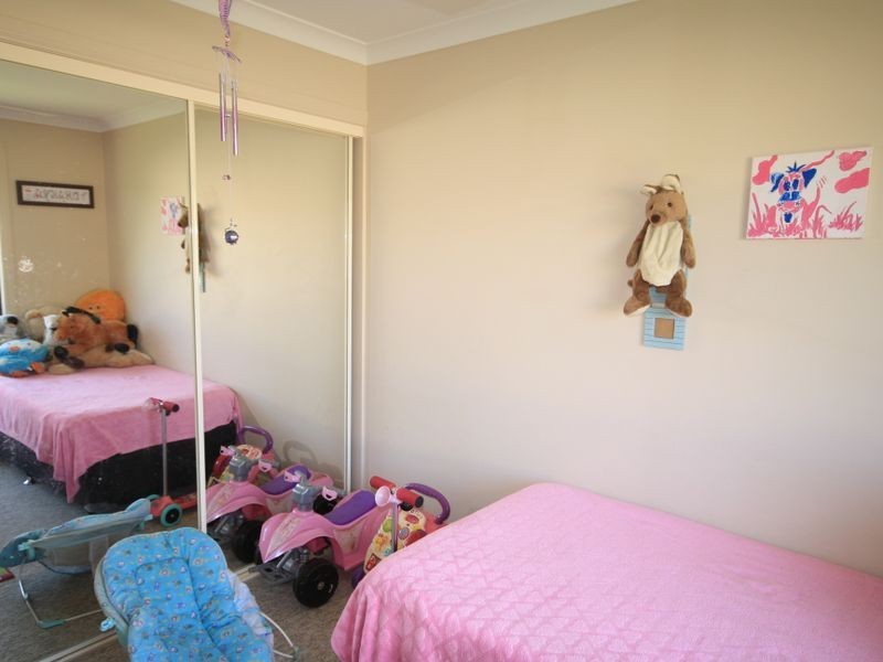 16 Skyline Drive, New Auckland QLD 4680