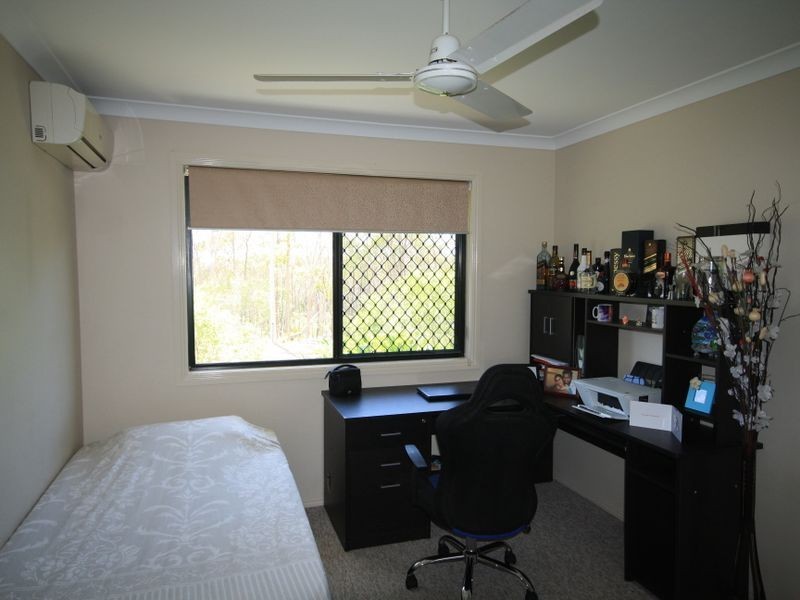 16 Skyline Drive, New Auckland QLD 4680