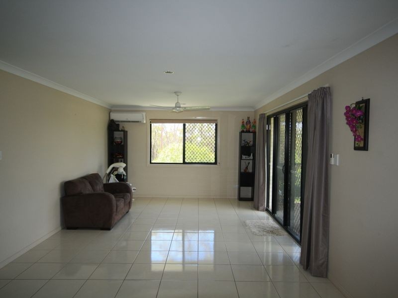 16 Skyline Drive, New Auckland QLD 4680