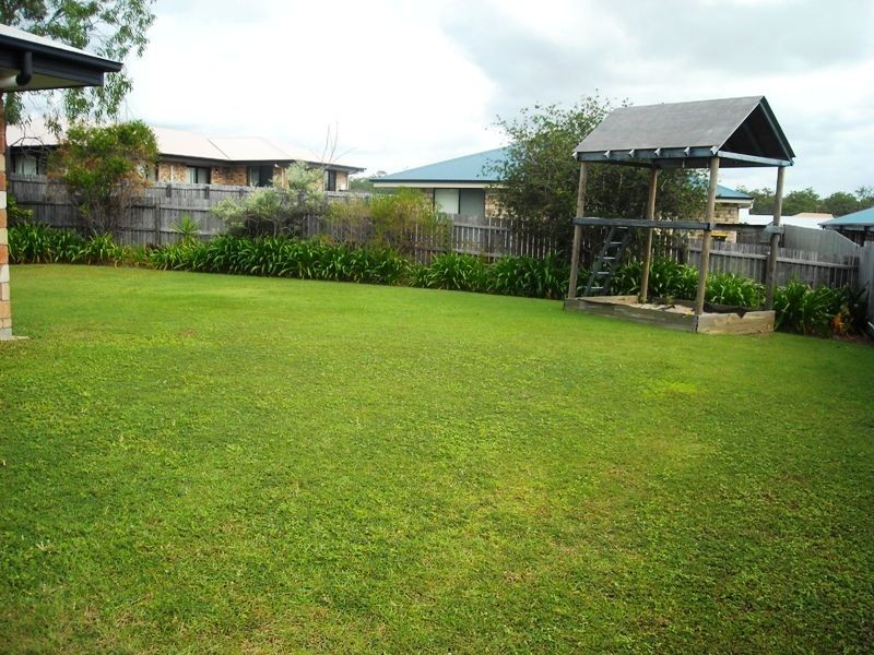 4 Bristol Place, Gladstone QLD 4680