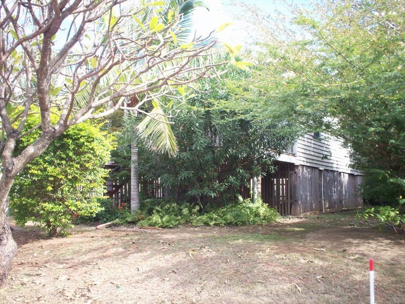 11 GLENLYON STREET, Gladstone QLD 4680