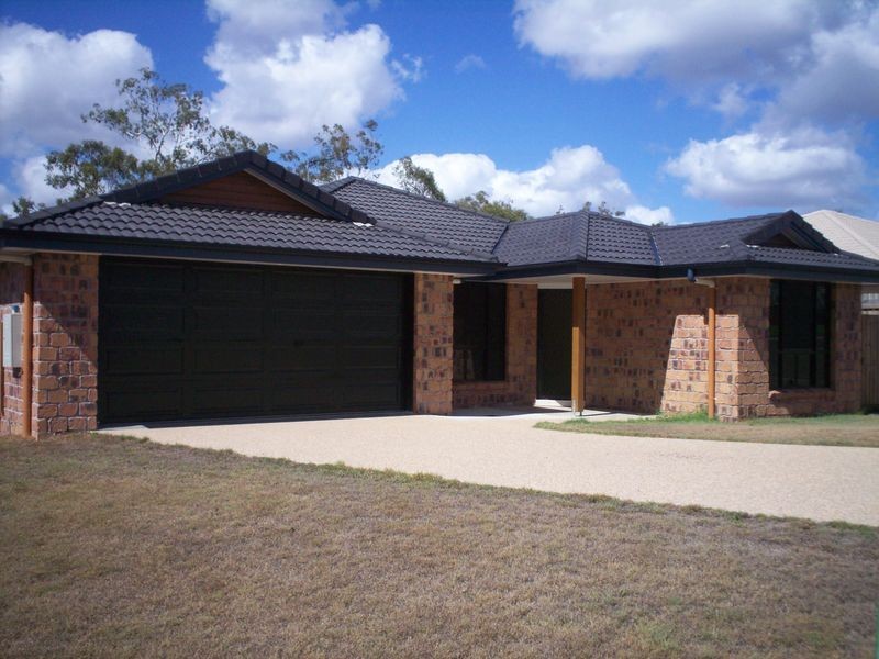 1 Centaurus Close, Telina QLD 4680