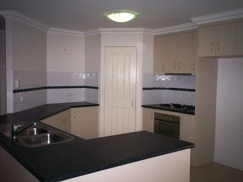 1 Centaurus Close, Telina QLD 4680