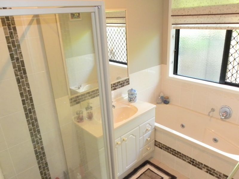 14 DOLPHIN TERRACE, Gladstone QLD 4680