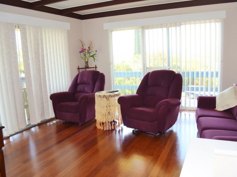 27 Butler Street, New Auckland QLD 4680