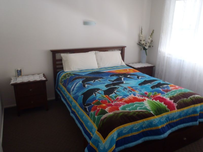 27 Butler Street, New Auckland QLD 4680