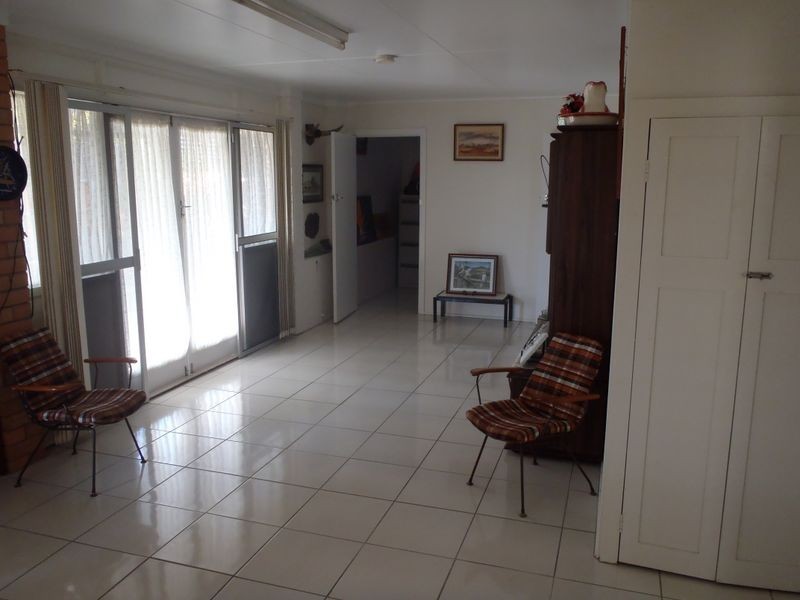 27 Butler Street, New Auckland QLD 4680