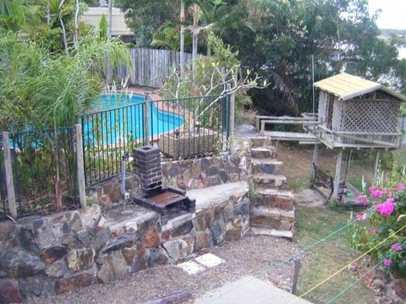 7 Jacaranda Court, New Auckland QLD 4680