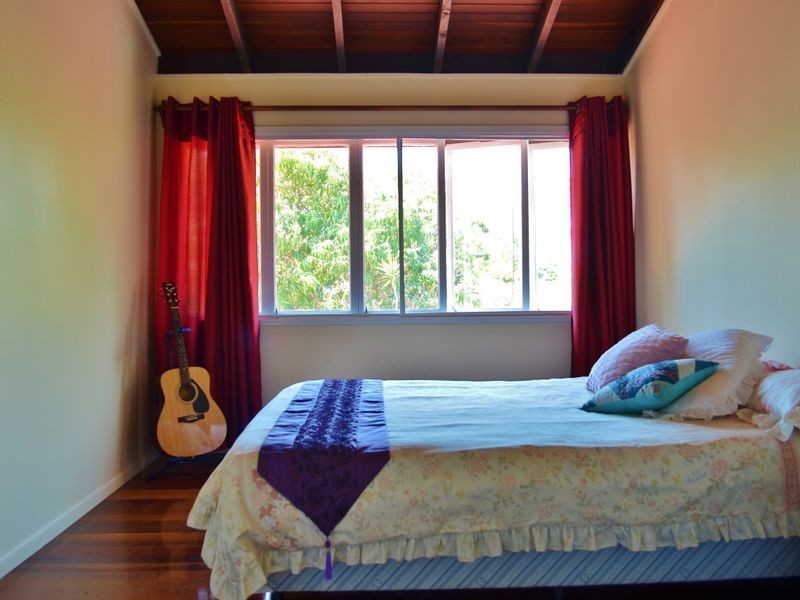 2 Allunga Entrance, Glen Eden QLD 4680