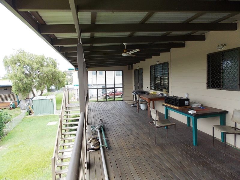 4 Hetherington Street, West Gladstone QLD 4680