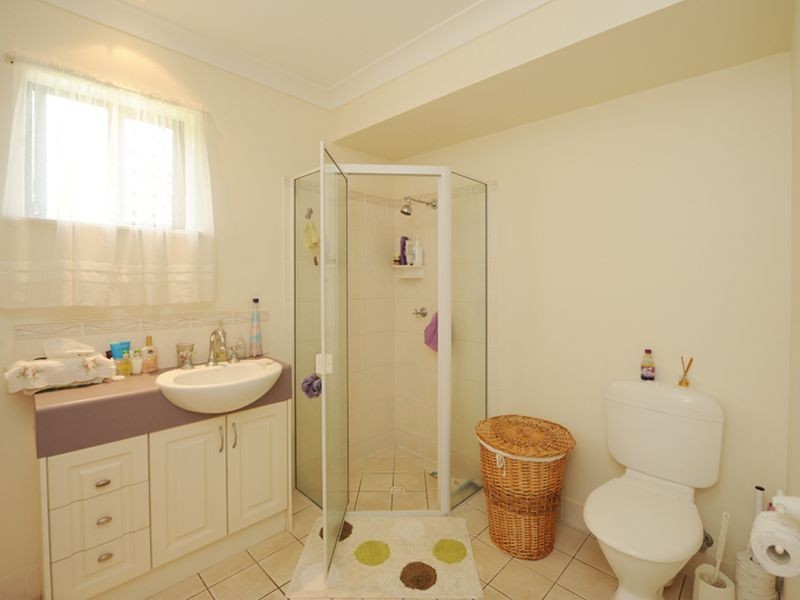 5 Craigmoor Court, New Auckland QLD 4680